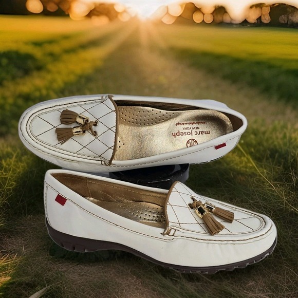 Marc Joseph New York Shoes - marc joseph NY White Leather Tasseled Gold Accent WALL ST GOLF loafers SZ: 8 EUC